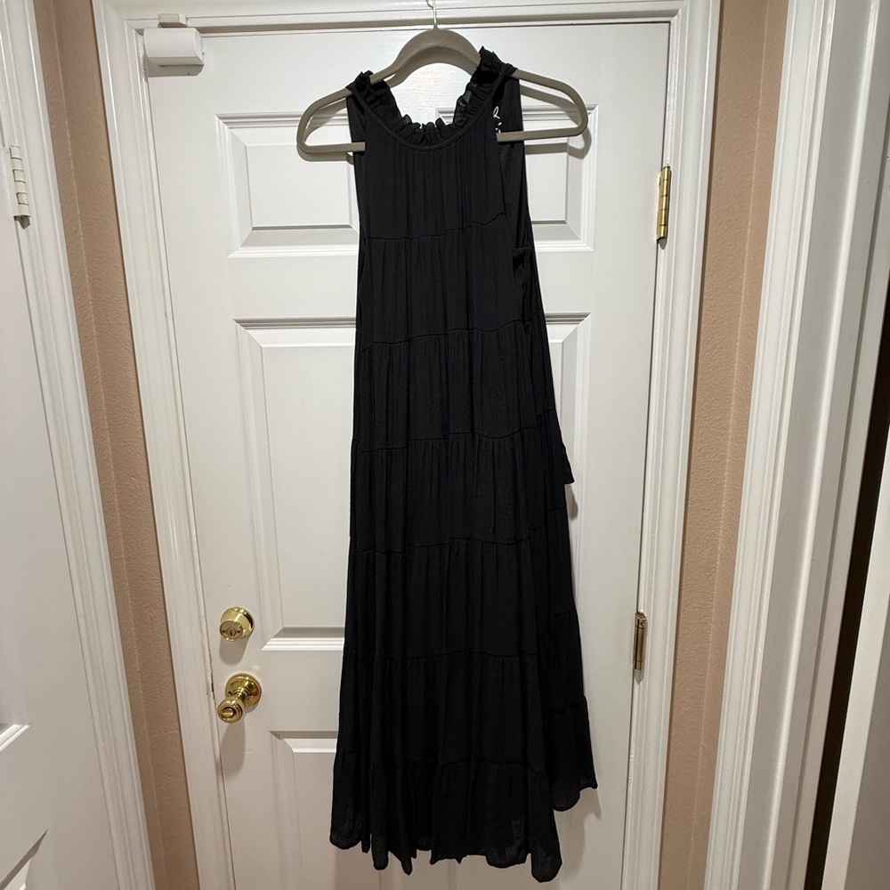 Sleeveless Black Ruffled Neck Tiered Maxi Dress
